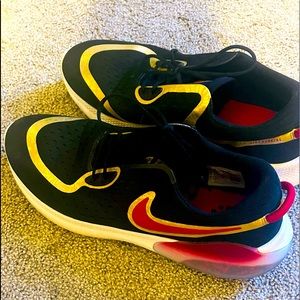 Nike JoyRide Size 12. Like New